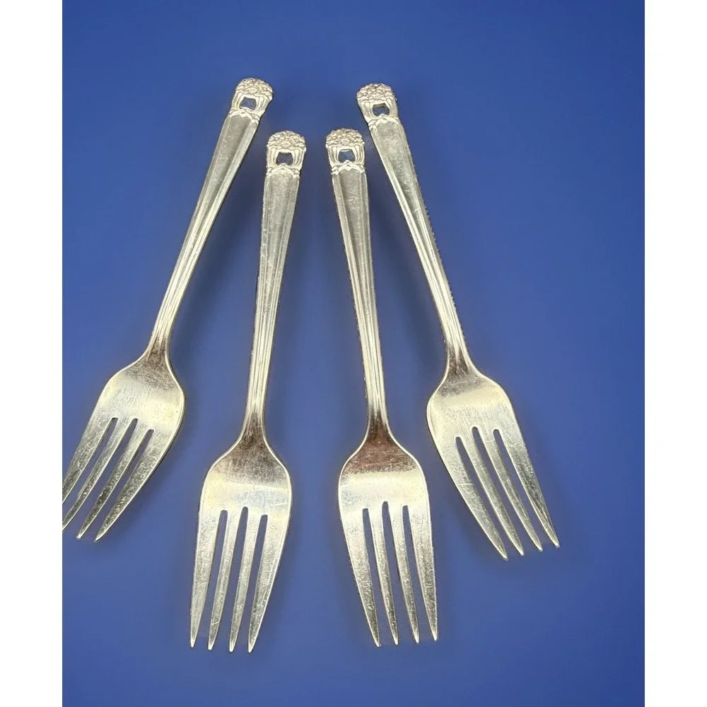 VTG 1847 Rogers Bros ETERNALLY YOURS Salad Forks Set of 4 Silverplate 6.75